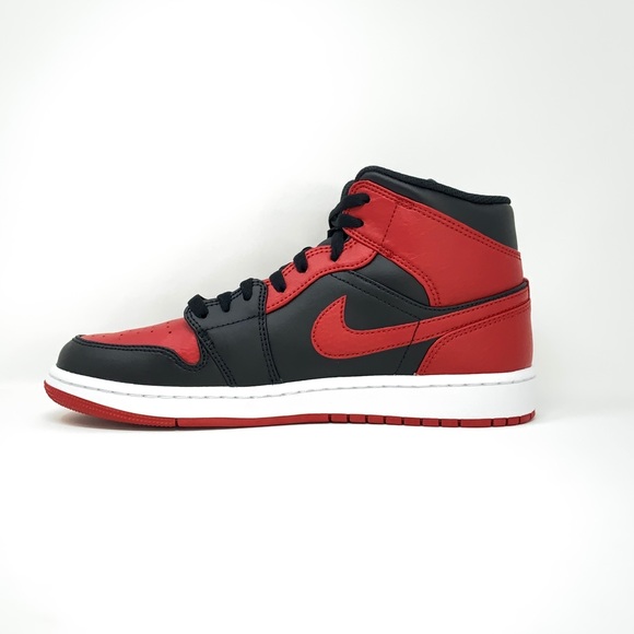 Nike Air Jordan 1 Mid “Banned” Men's Sneaker - Picture 7 of 10